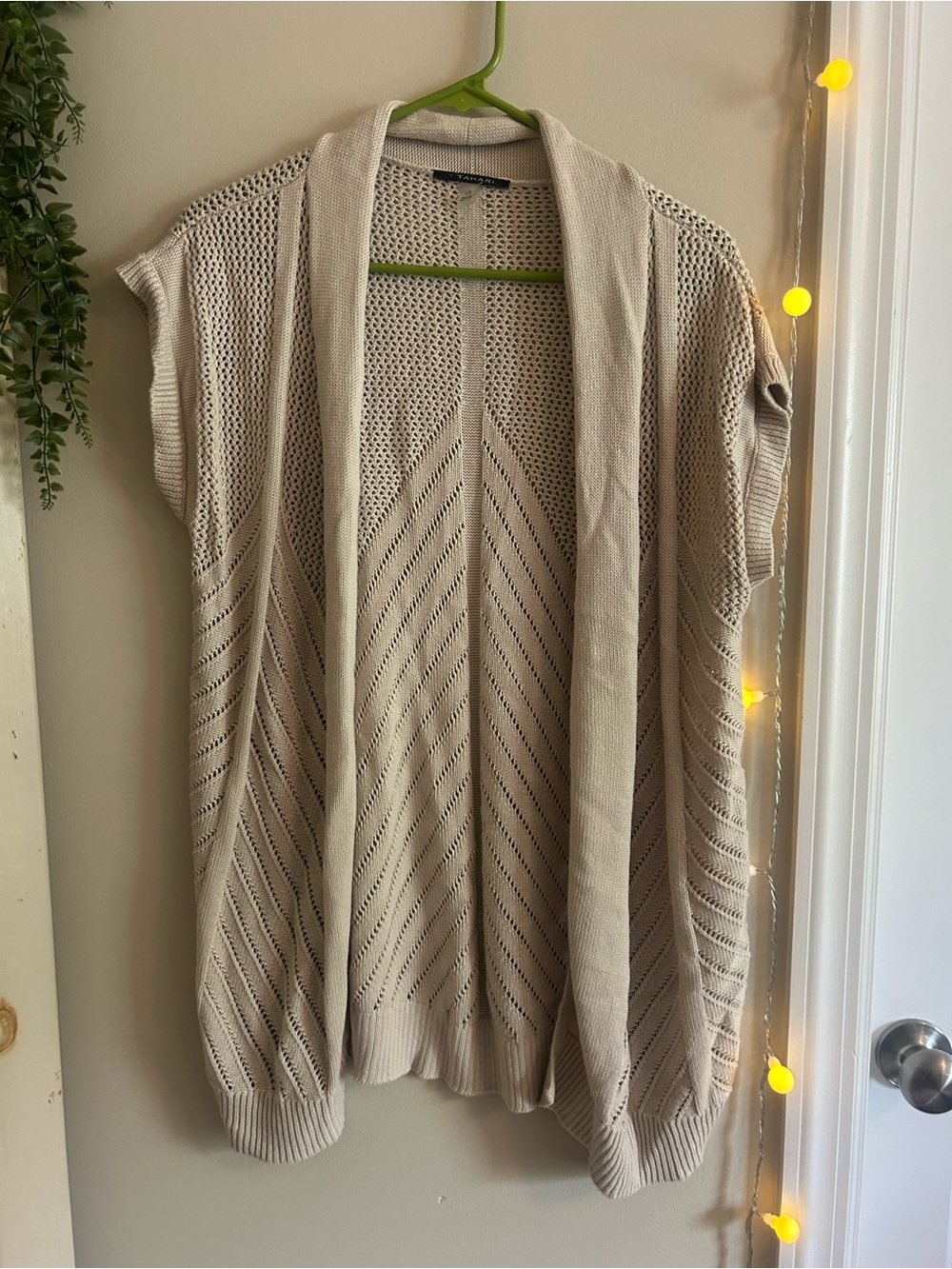 Open Front Knit Vest - Cream Sweater Knit large